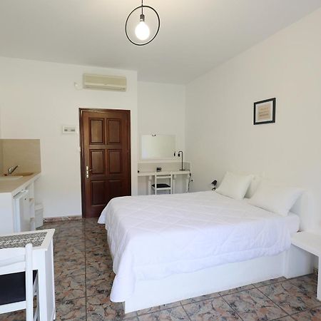 Aphroditi Hotel Lipsi Buitenkant foto